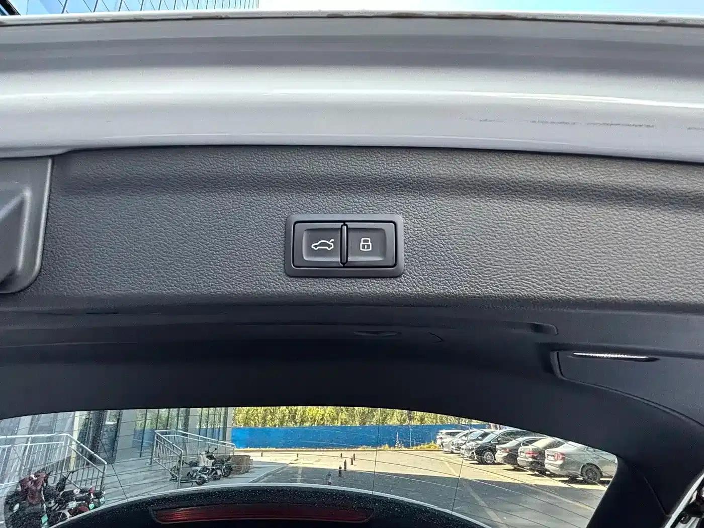 Audi Q3 2022 35 TFSI Fashion Dynamic Edition — миниатюра 23