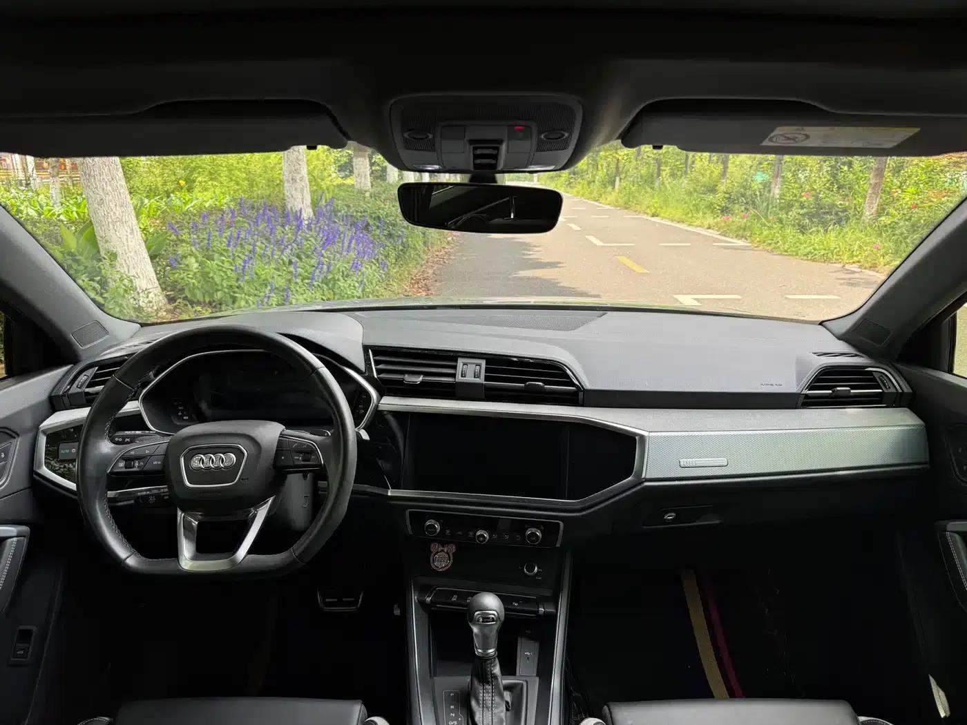 Audi Q3 2024 35 TFSI Fashion Dynamic Edition — миниатюра 10