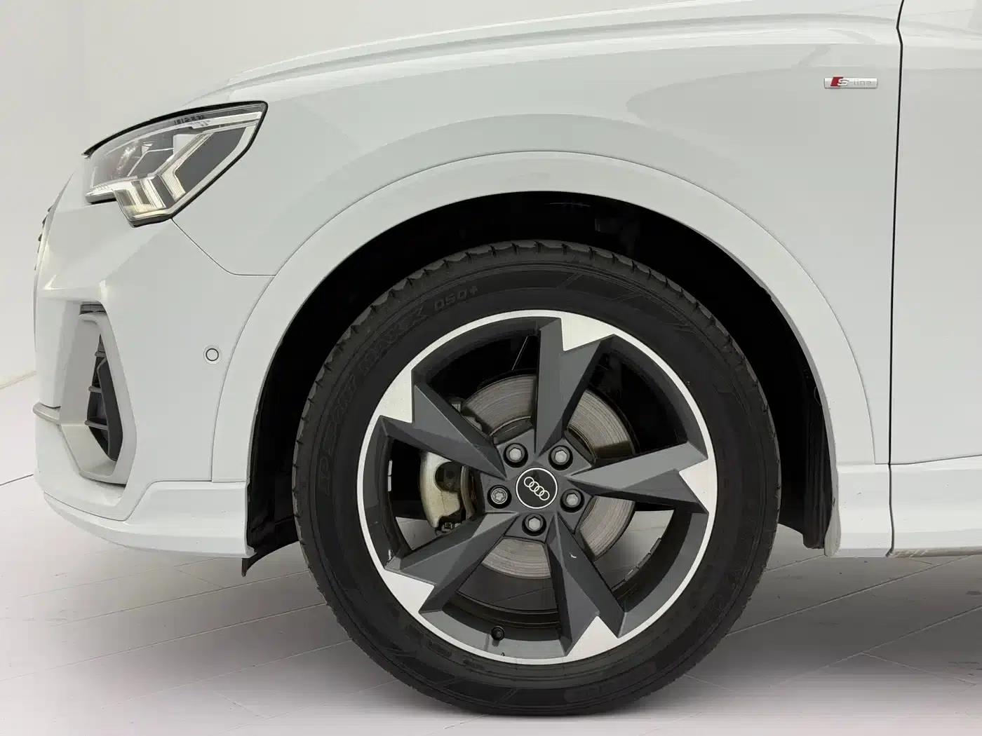 Audi Q3 2022 35 TFSI Fashion Dynamic Edition — миниатюра 22
