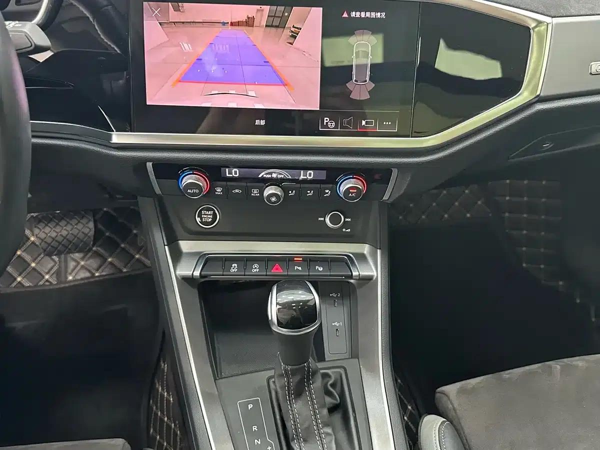 Audi Q3 2022 35 TFSI Fashion Dynamic Edition — миниатюра 14