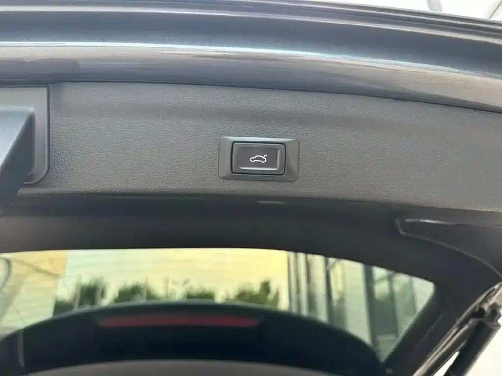 Audi Q3 2022 35 TFSI Progressive Dynamic — миниатюра 6