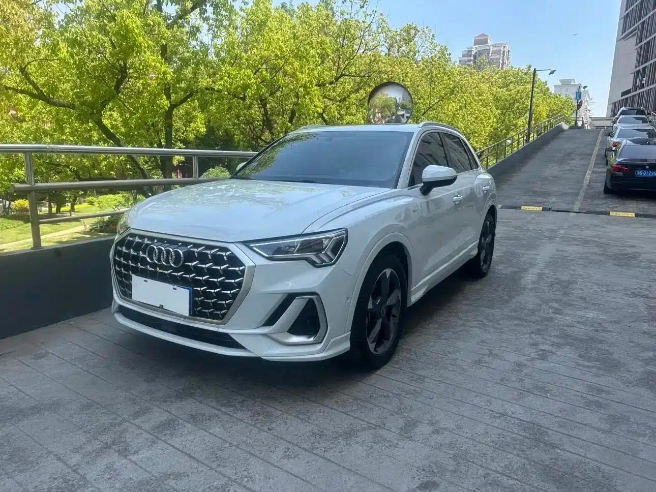 Audi Q3 2024 35 TFSI Fashion Dynamic Edition — миниатюра 1