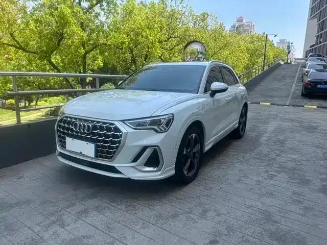 Audi Q3 2024 35 TFSI Fashion Dynamic Edition