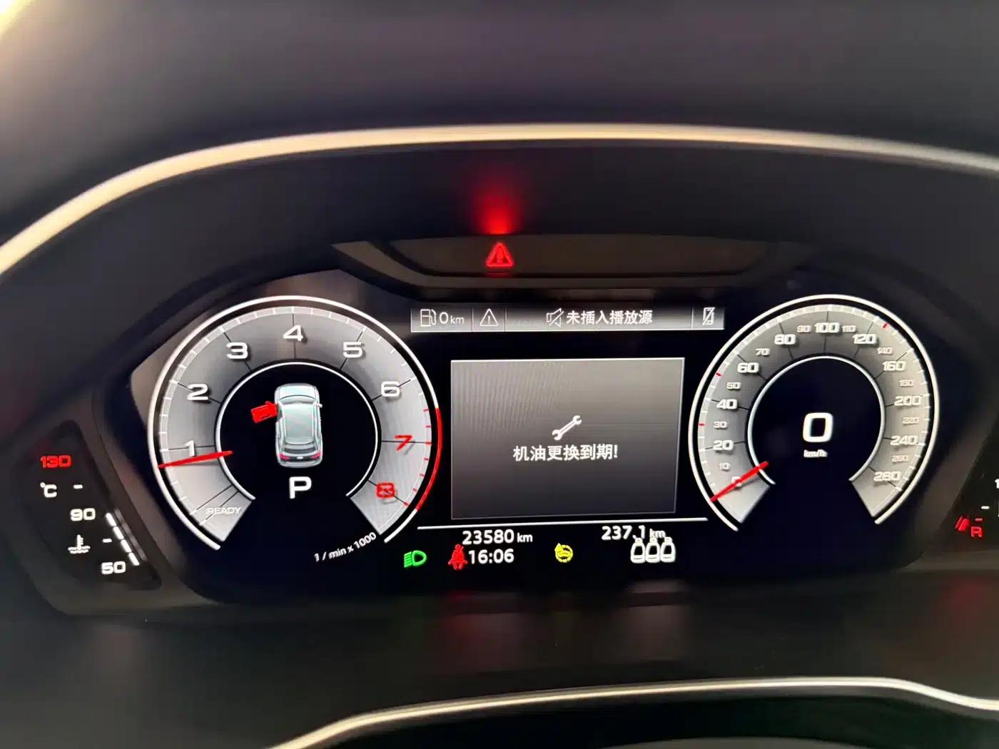 Audi Q3 2023 35 TFSI Fashion Dynamic (1.4T) — миниатюра 11