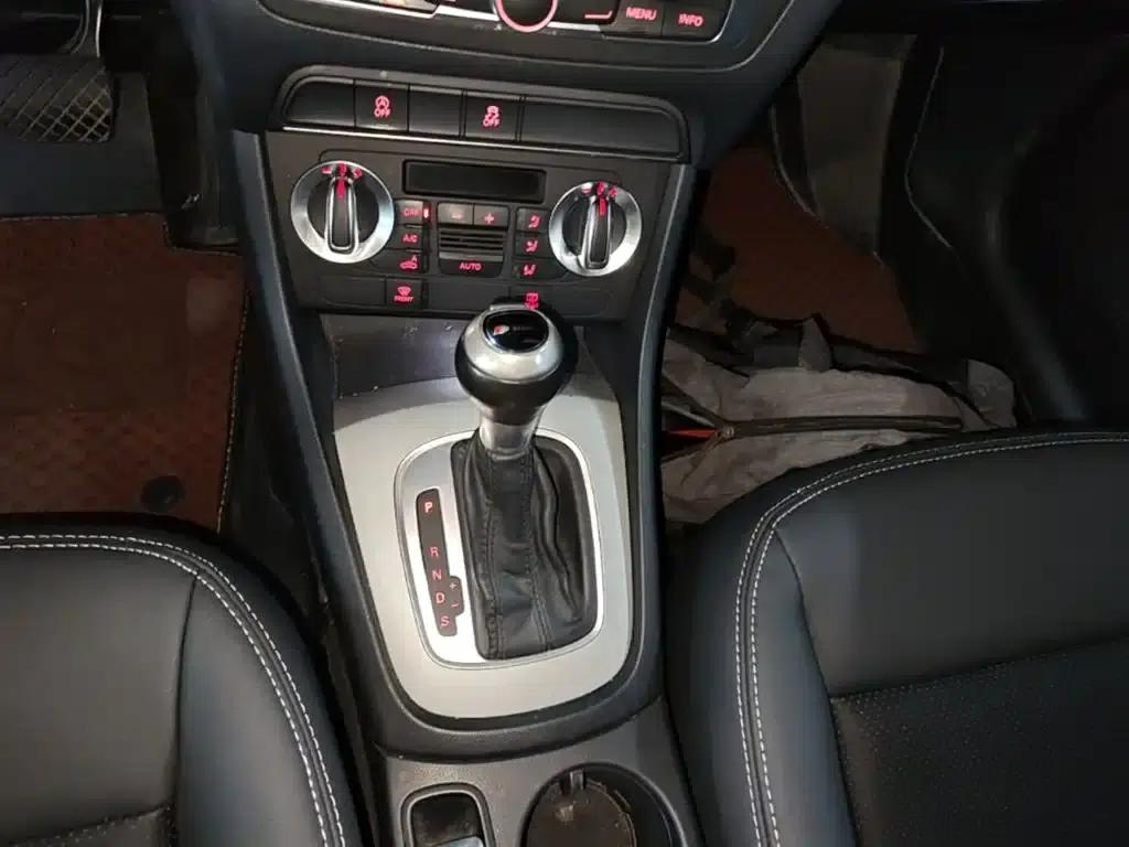 Audi Q3 2015 35 TFSI Progressive — миниатюра 14