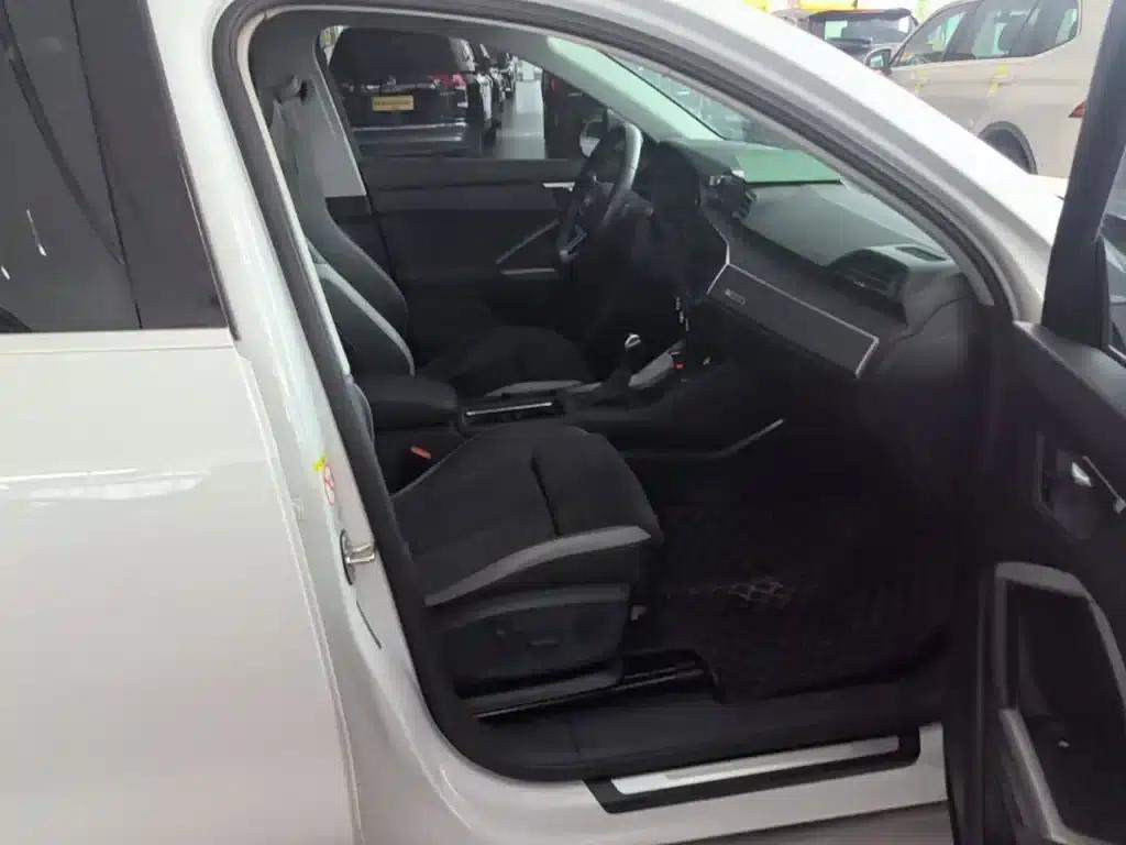 Audi Q3 2021 35 TFSI Progressive Dynamic — миниатюра 25