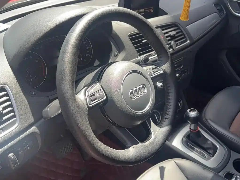 Audi Q3 2018 30th Anniversary Edition 30 TFSI Fashion Model — миниатюра 11