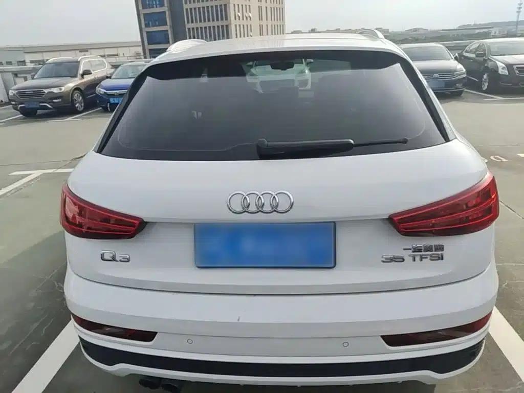 Audi Q3 2018 30th Anniversary Edition 35 TFSI Sport — миниатюра 6