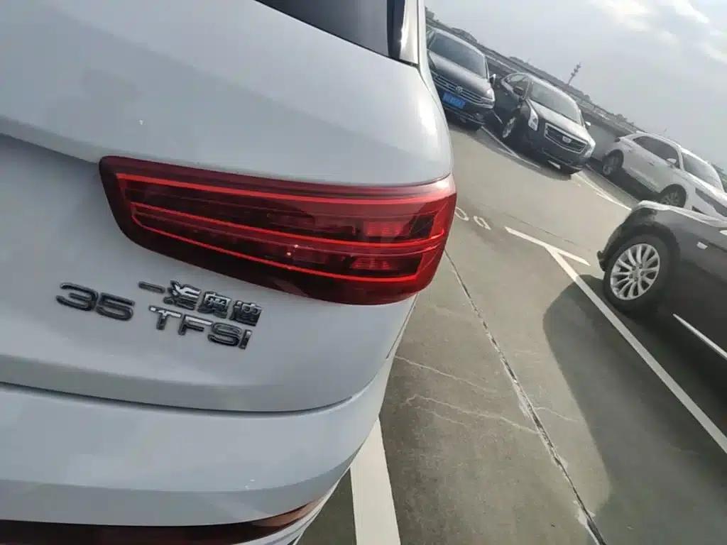 Audi Q3 2018 30th Anniversary Edition 35 TFSI Sport — миниатюра 8
