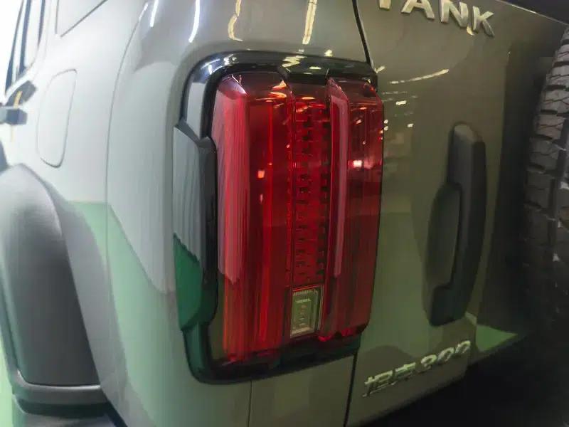 Tank 300 2021 Off-Road Edition 2.0T Conqueror — миниатюра 13