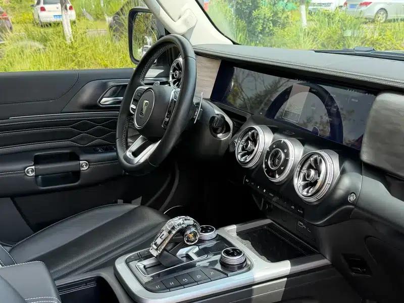 Tank 300 2023 Off-Road Edition 2.0T Conqueror — миниатюра 11