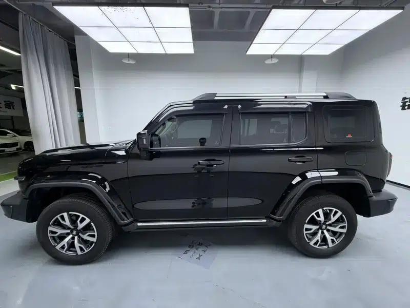 The 2023 Tank 300 City Edition 2.0T is very stylish. — миниатюра 2