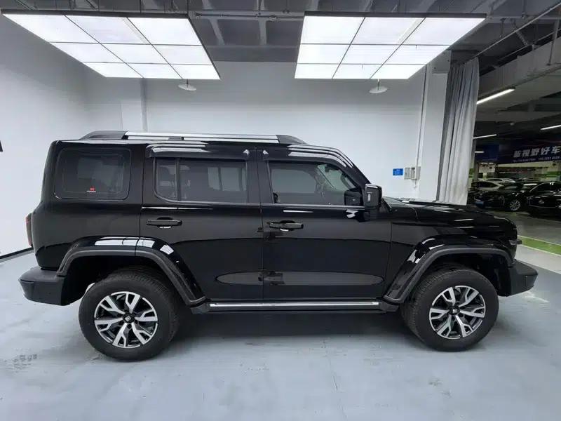 The 2023 Tank 300 City Edition 2.0T is very stylish. — миниатюра 4