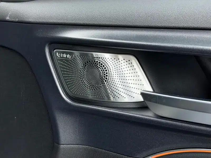 The 2023 Tank 300 City Edition 2.0T is very stylish. — миниатюра 5