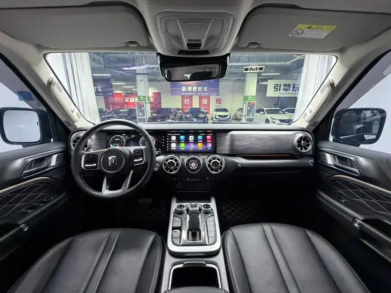 The 2023 Tank 300 City Edition 2.0T is very stylish. — миниатюра 7