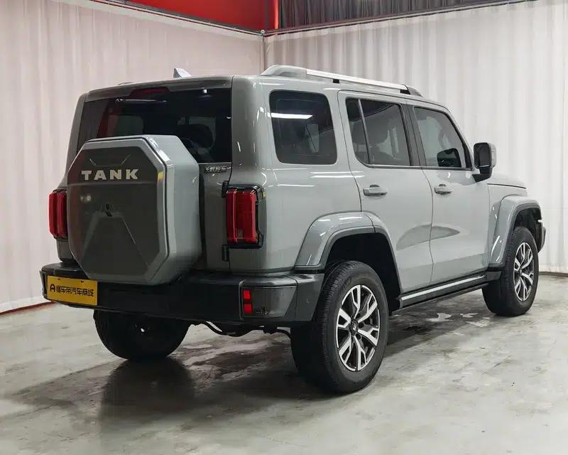 The 2023 Tank 300 City Edition 2.0T is very stylish. — миниатюра 7
