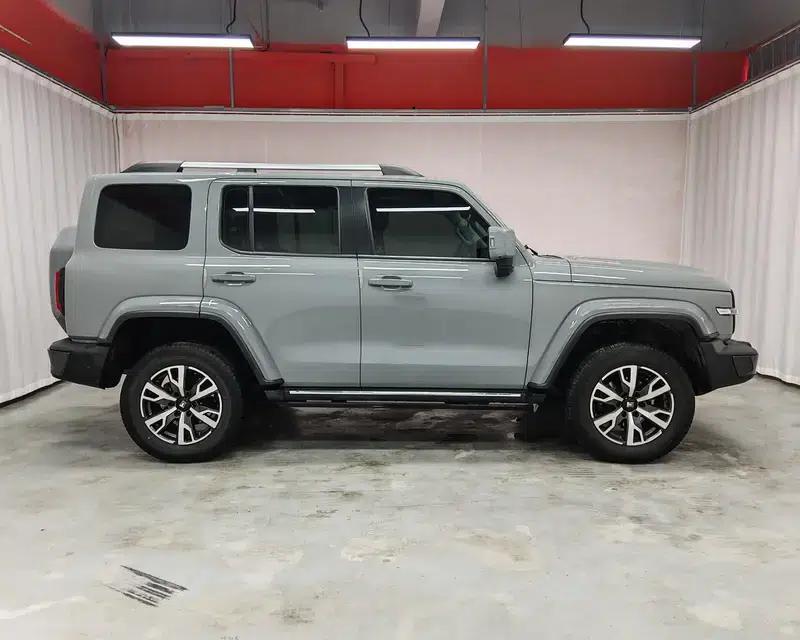 The 2023 Tank 300 City Edition 2.0T is very stylish. — миниатюра 8
