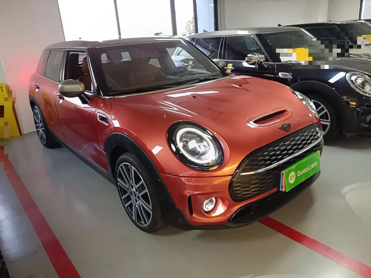 MINI Clubman 2023 Revised 2.0T COOPER S Connoisseur — миниатюра 3