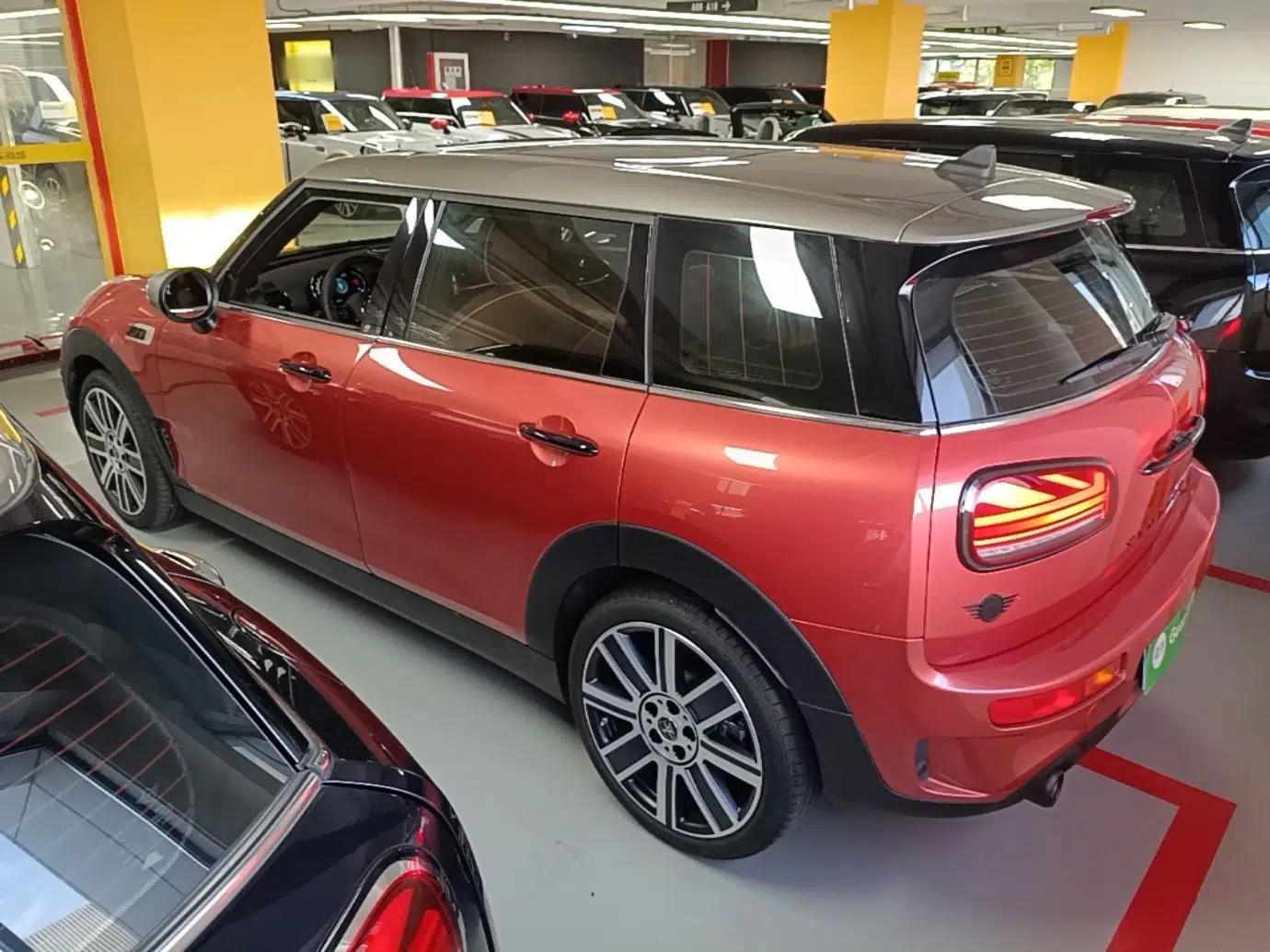 MINI Clubman 2023 Revised 2.0T COOPER S Connoisseur — миниатюра 4