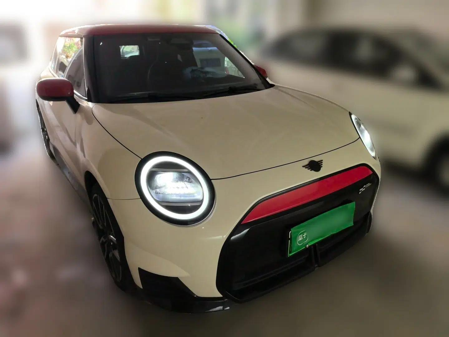 MINI Electric COOPER 2024 452km COOPER SE Racing Driver — миниатюра 3