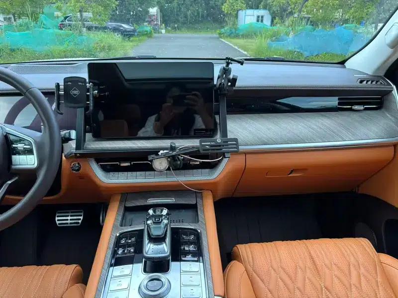 Tank 500 2023 Sport Edition, 7-Seat — миниатюра 16