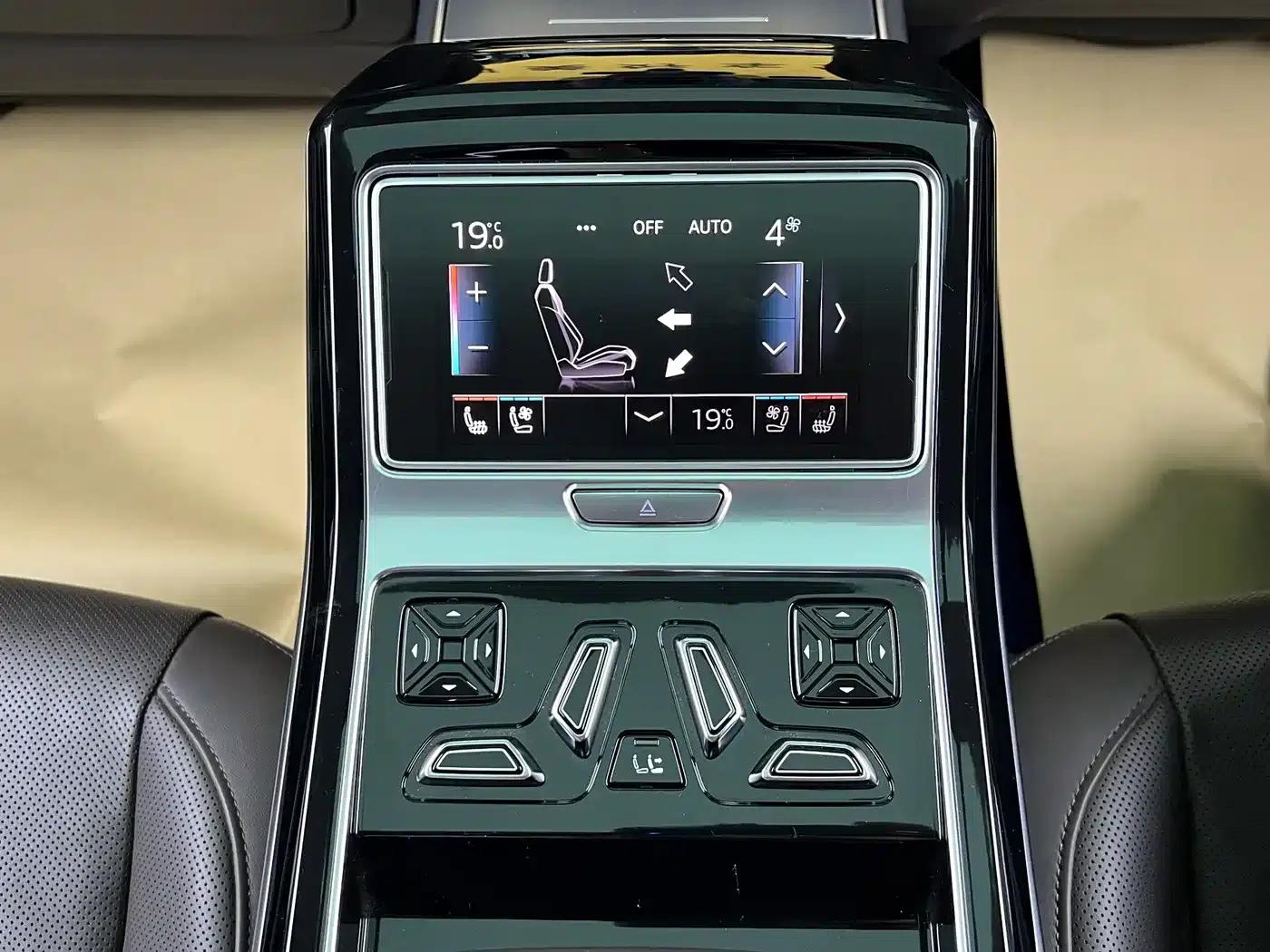 2021 Audi A8 A8L 55 TFSI quattro Premium — миниатюра 33