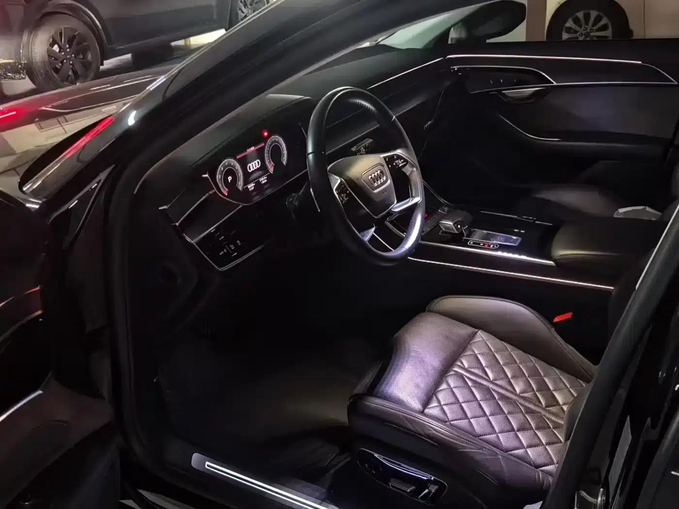 2021 Audi A8 A8L 50 TFSI quattro Comfort — миниатюра 3