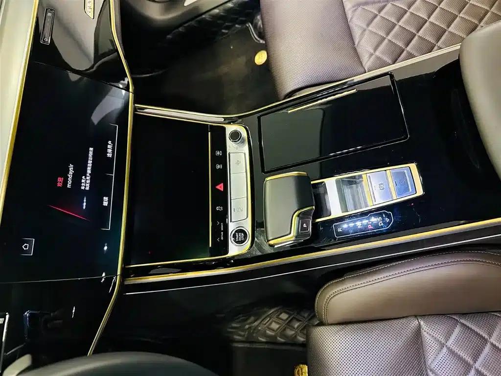 2021 Audi A8 A8L 50 TFSI quattro Comfort — миниатюра 10