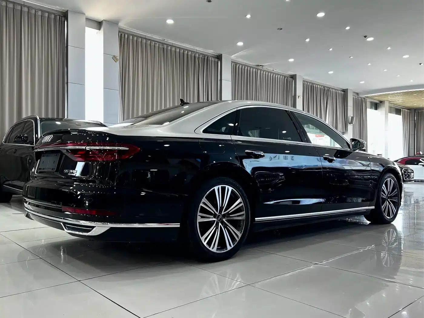 2021 Audi A8 A8L 55 TFSI quattro Premium — миниатюра 4