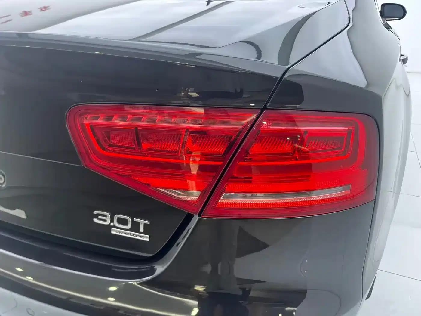 2011 Audi A8 A8L 3.0 TFSI quattro Luxury 245kW — миниатюра 22