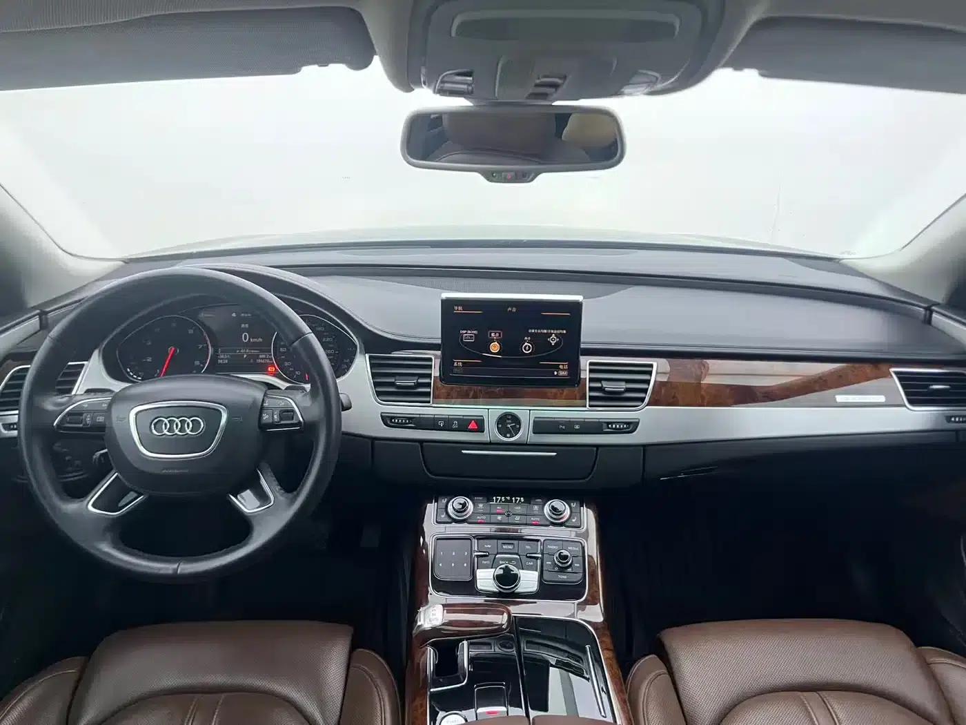 2011 Audi A8 A8L 3.0 TFSI quattro Luxury 245kW — миниатюра 5