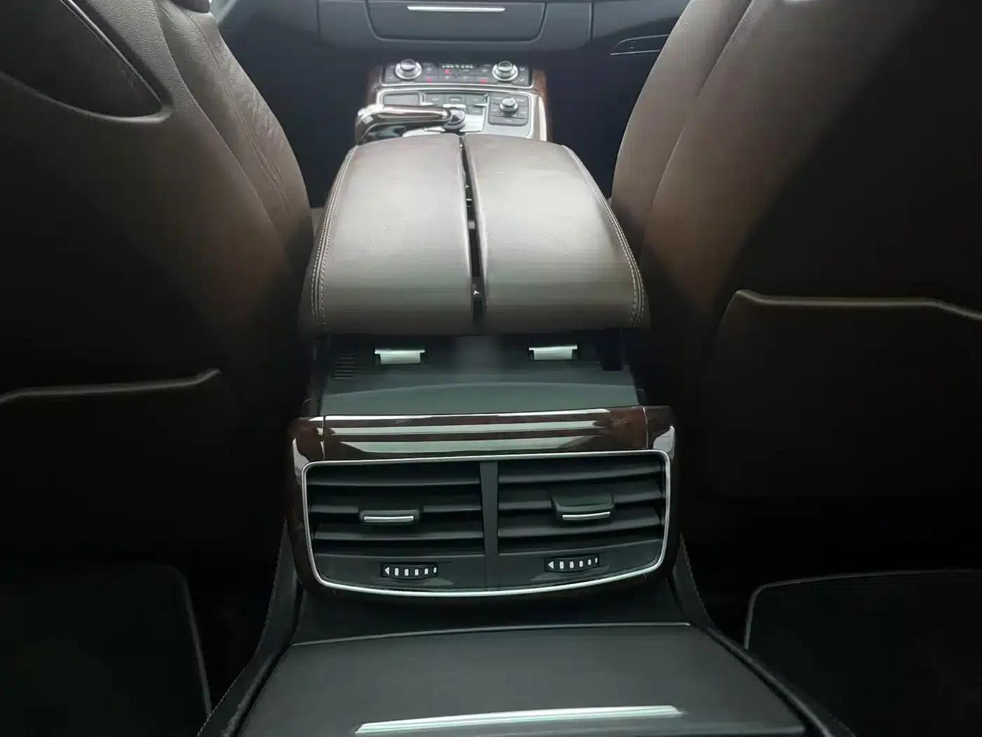 2011 Audi A8 A8L 3.0 TFSI quattro Luxury 245kW — миниатюра 6