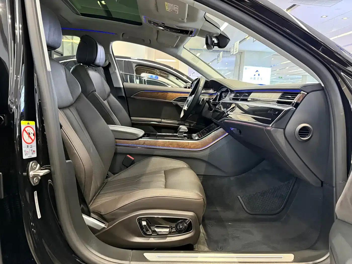 2018 Audi A8 A8L 55 TFSI quattro Luxury — миниатюра 8