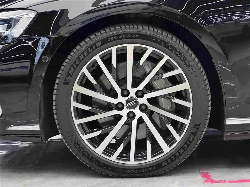 2023 Audi A8 A8L 55 TFSI quattro Flagship — миниатюра 4