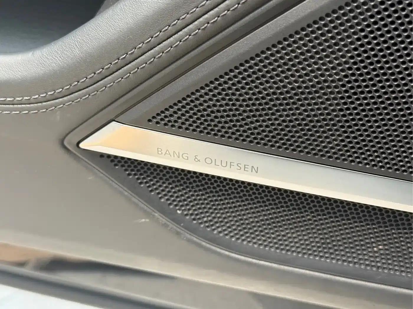 2019 Audi A8 A8L 55 TFSI quattro Premium — миниатюра 14