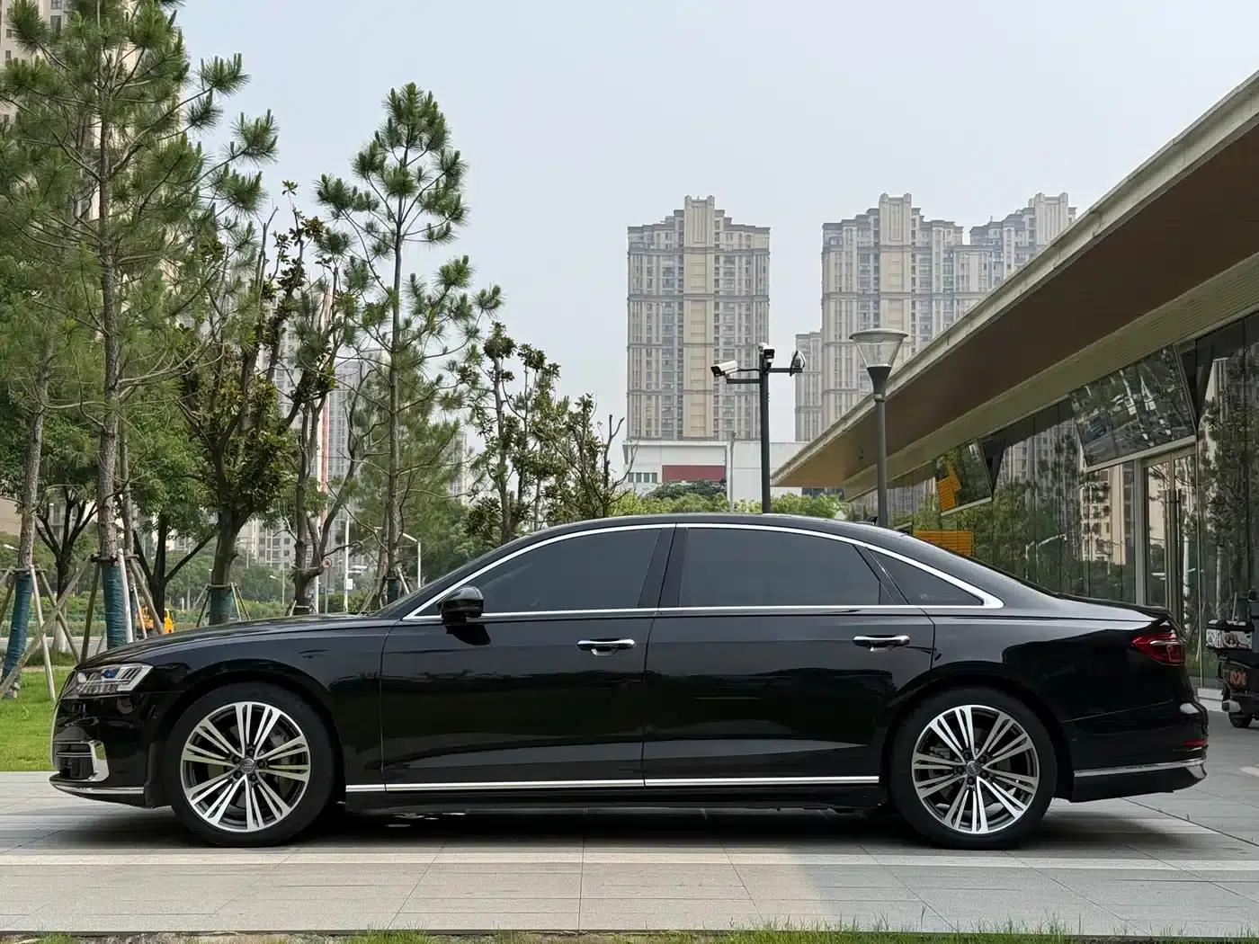 2019 Audi A8 A8L 55 TFSI quattro Premium — миниатюра 18