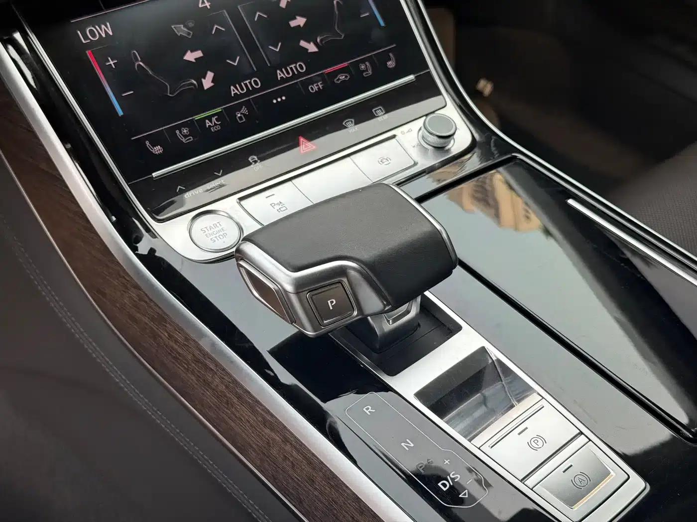 2019 Audi A8 A8L 55 TFSI quattro Premium — миниатюра 9