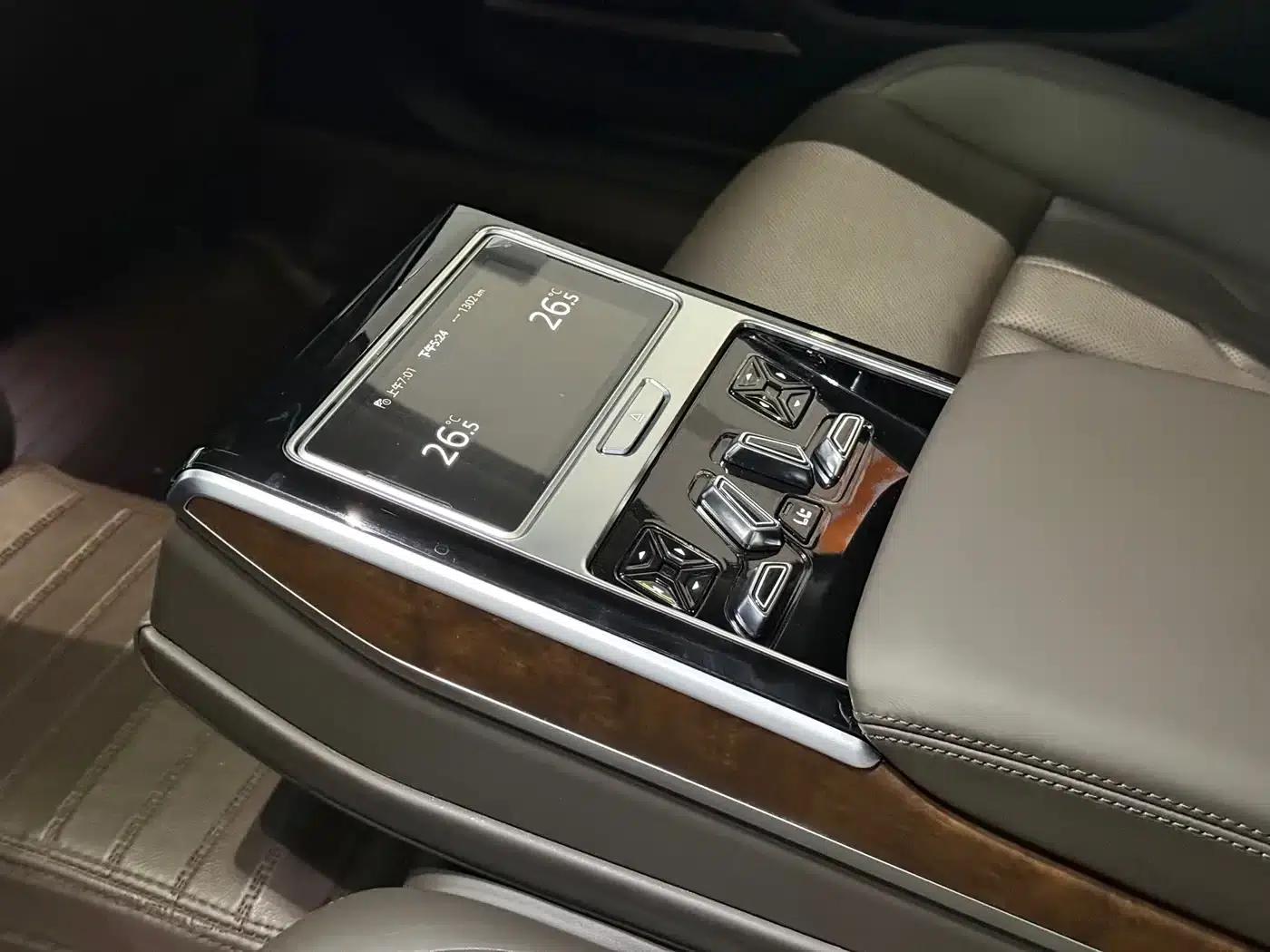 2019 Audi A8 A8L 50 TFSI quattro Luxury — миниатюра 11