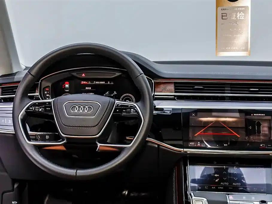 2024 Audi A8 A8L 50 TFSI quattro Premium — миниатюра 22