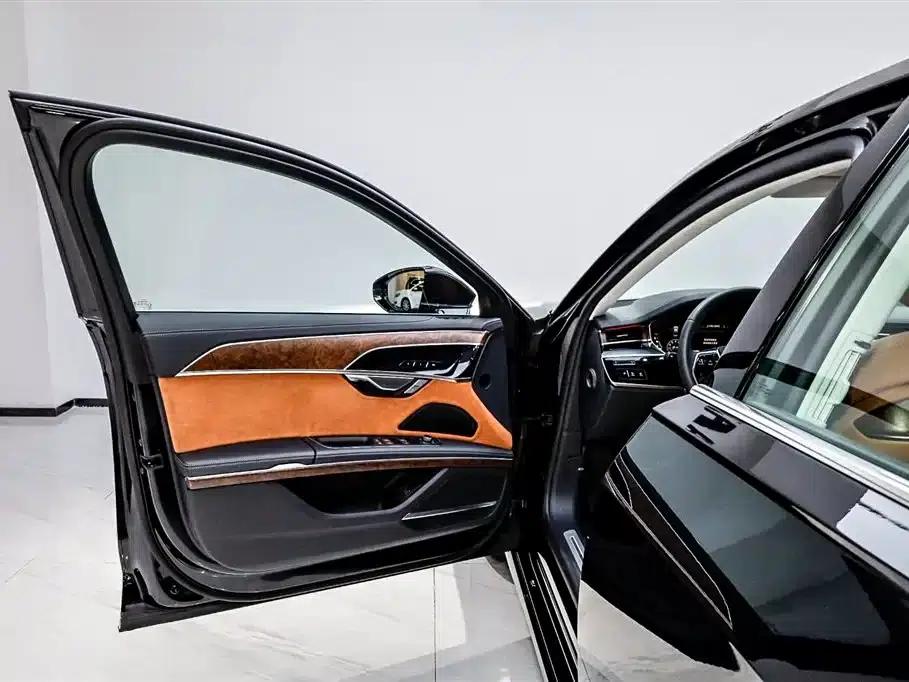 2024 Audi A8 A8L 50 TFSI quattro Premium — миниатюра 8