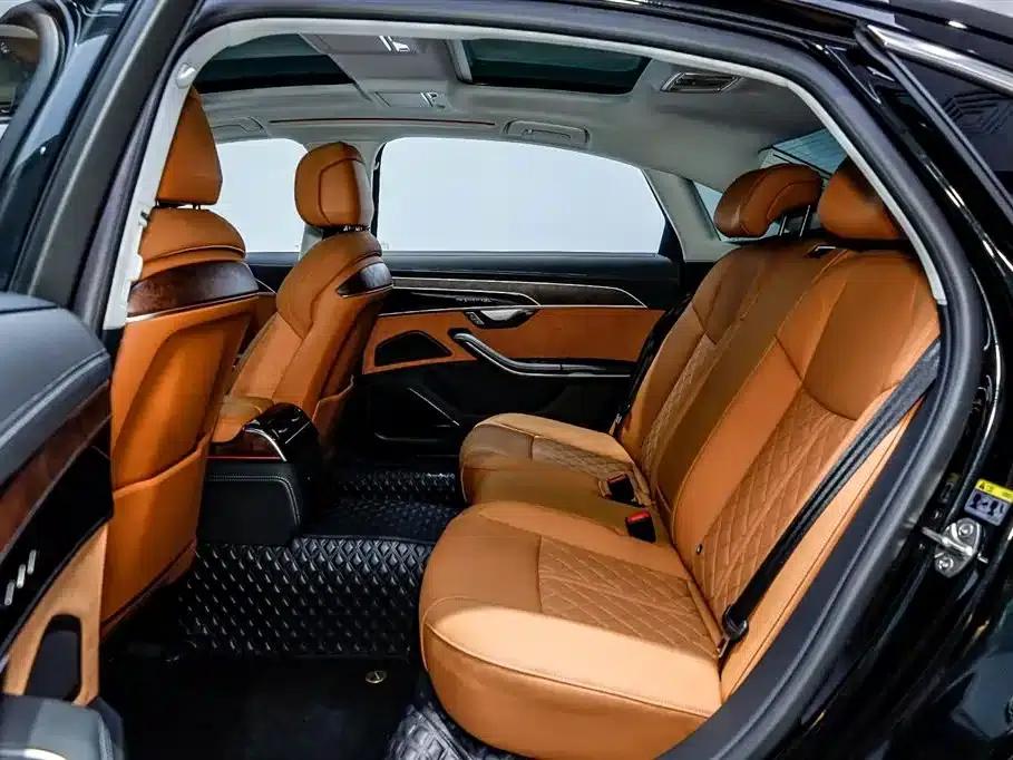2024 Audi A8 A8L 50 TFSI quattro Premium — миниатюра 10