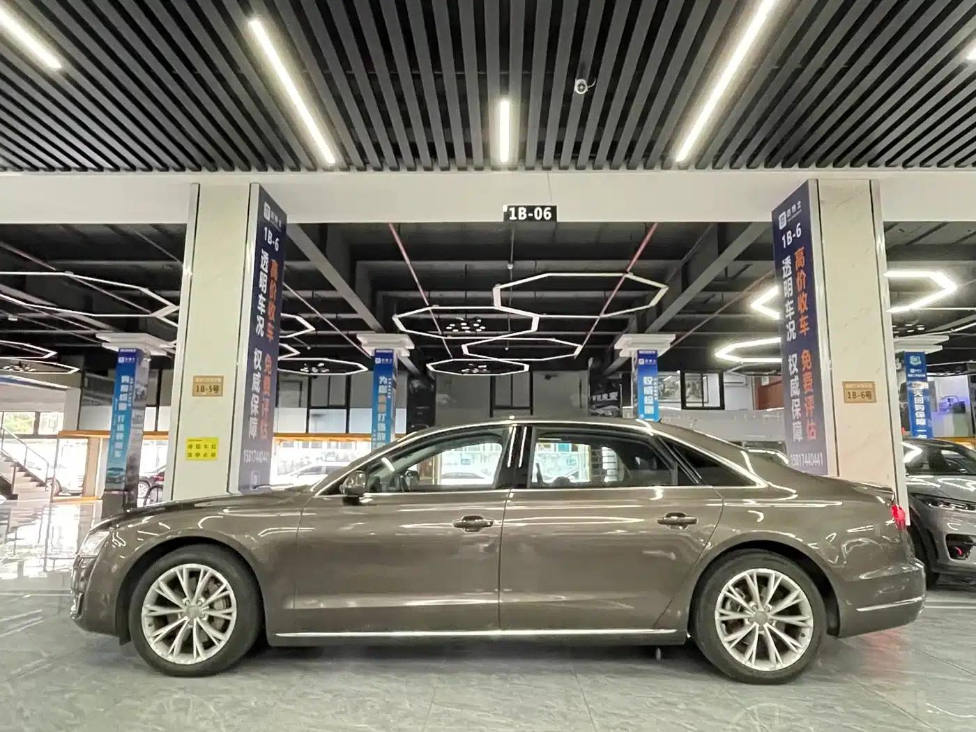 2014 Audi A8 A8L 50 TFSI quattro Luxury — миниатюра 4
