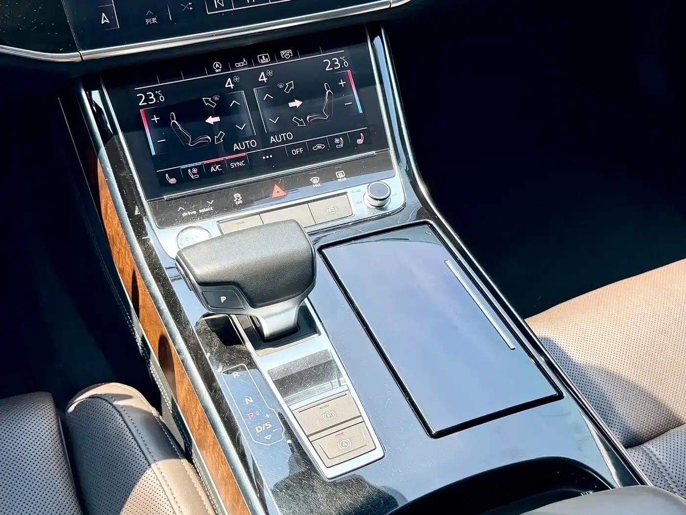 2018 Audi A8 A8L 55 TFSI quattro Luxury — миниатюра 15