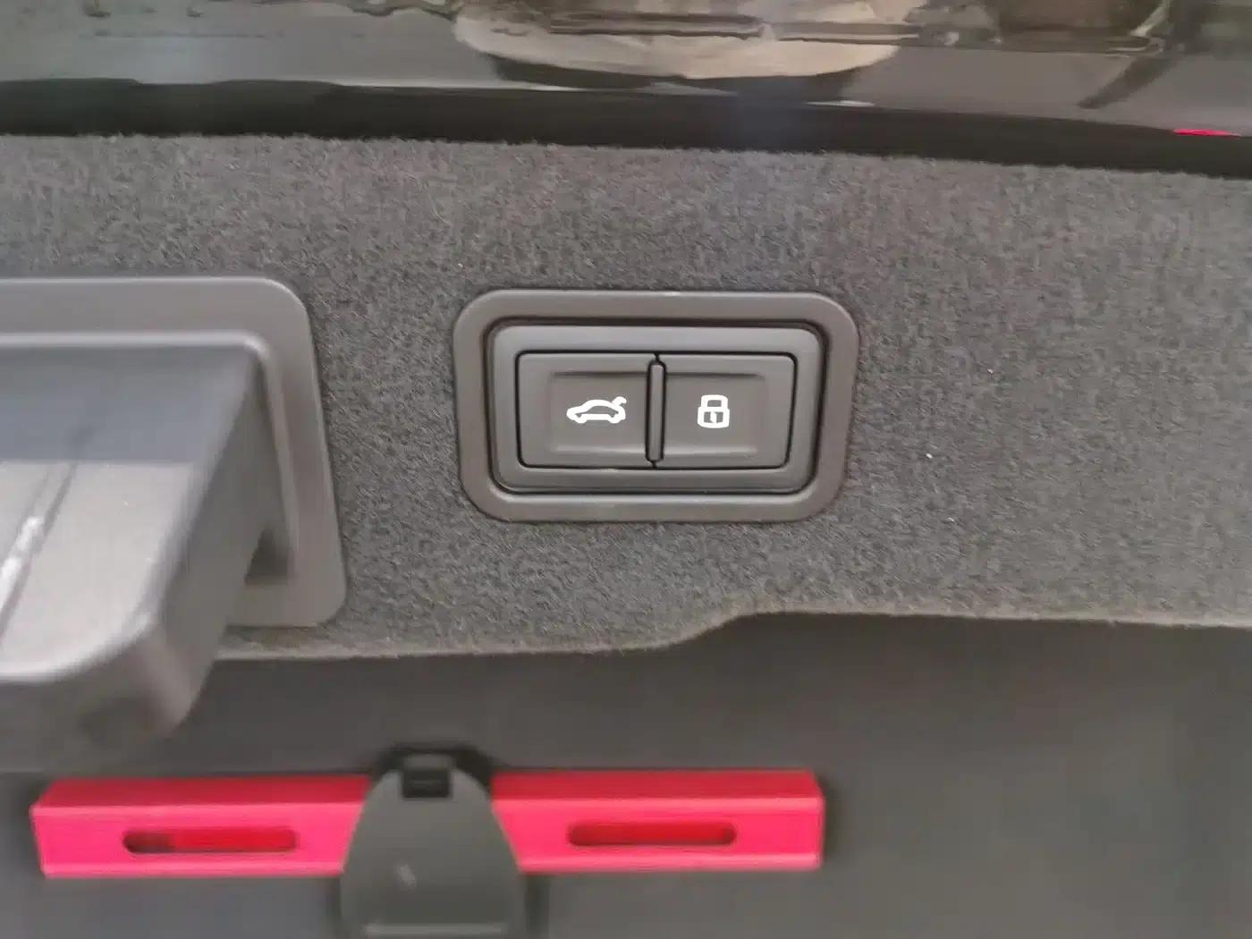Audi A8 2018 A8L 55 TFSI quattro Elite Edition — миниатюра 14