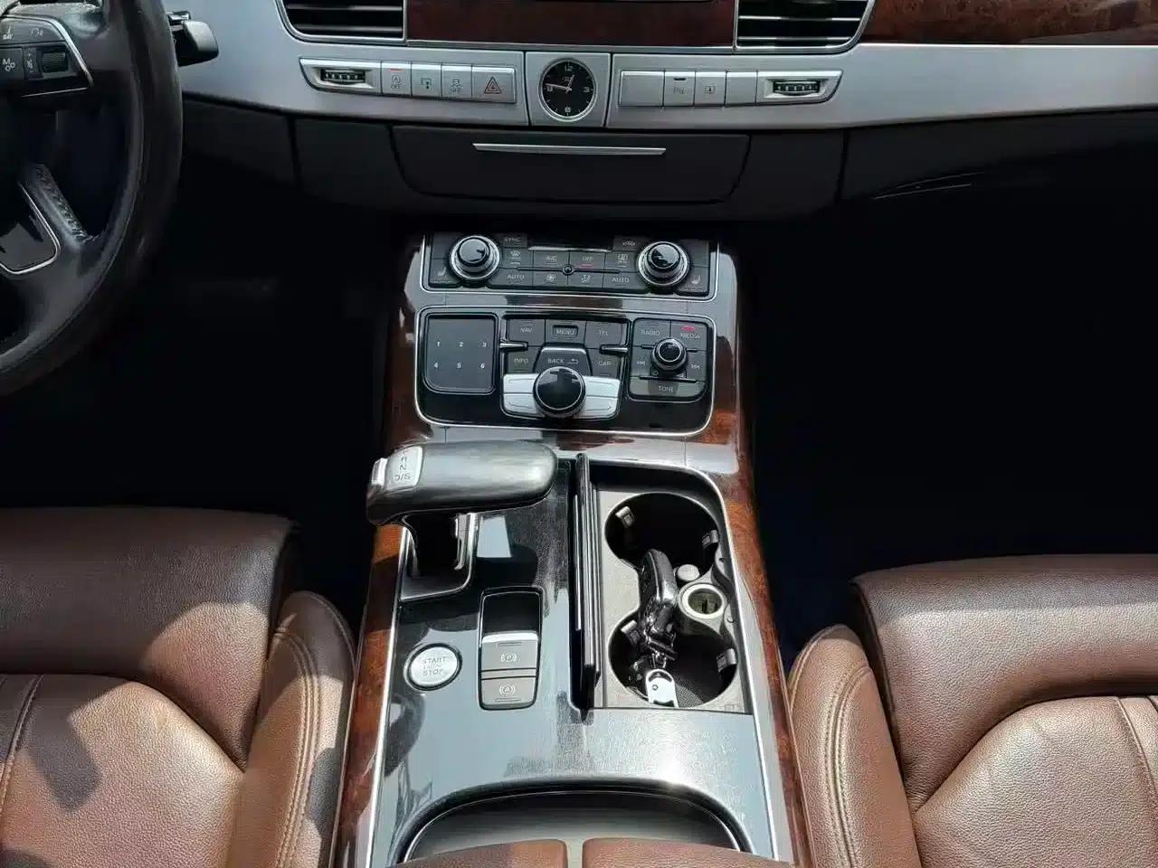 2013 Audi A8 A8L 45 TFSI quattro Comfort — миниатюра 8