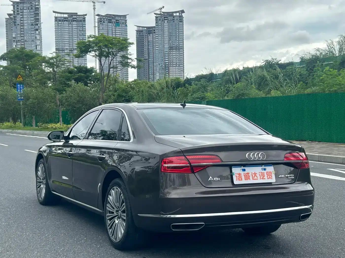 2016 Audi A8 A8L 45 TFSI quattro Comfort — миниатюра 19