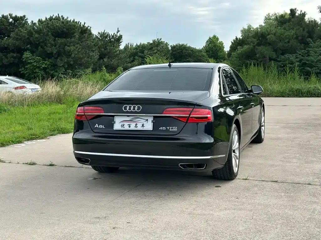 2017 Audi A8 A8L 45 TFSI quattro Luxury — миниатюра 6