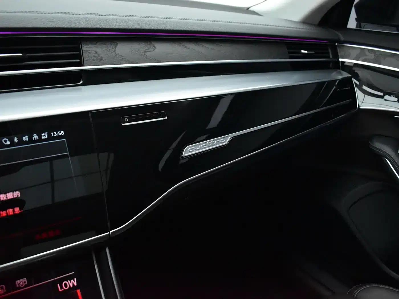 2024 Audi A8 A8L 50 TFSI quattro Premium Edition — миниатюра 18