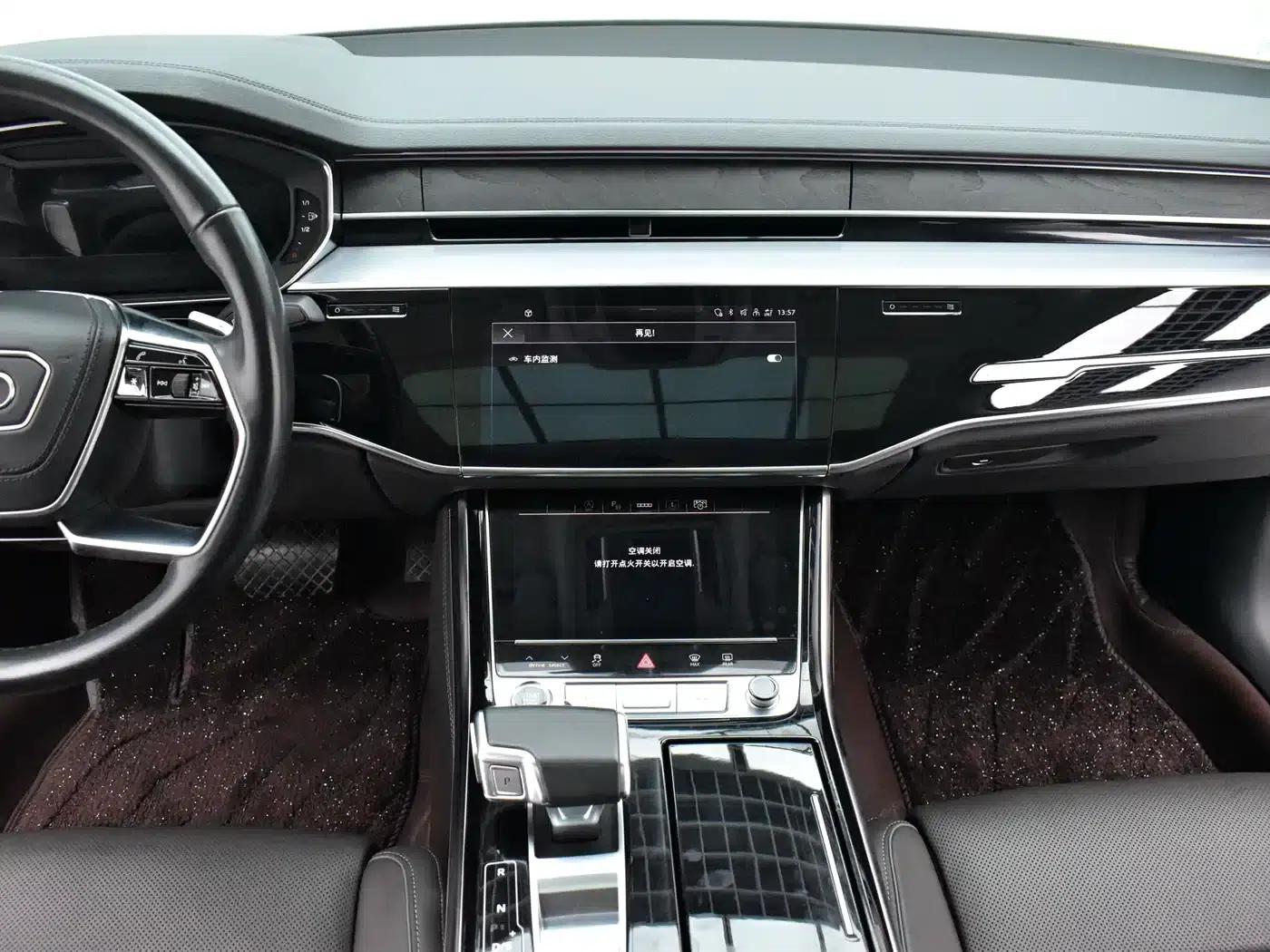 2024 Audi A8 A8L 50 TFSI quattro Premium Edition — миниатюра 9
