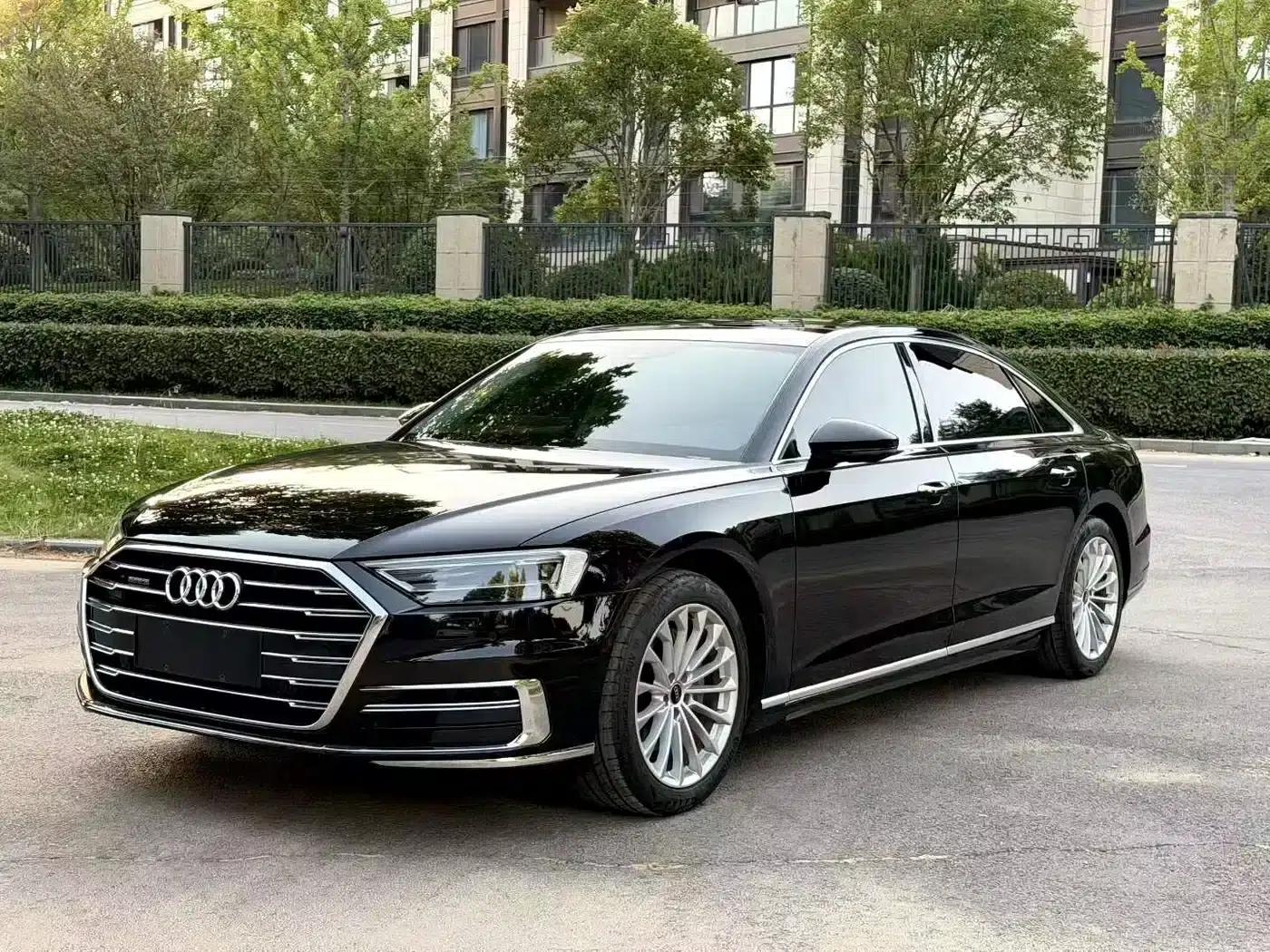 2021 Audi A8 A8L 50 TFSI quattro Comfort — миниатюра 1